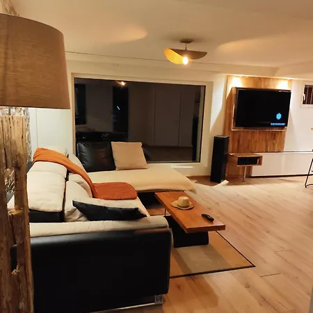 Beau-site בקתה אנזיר