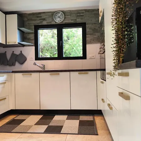 בקתה Beau-site *