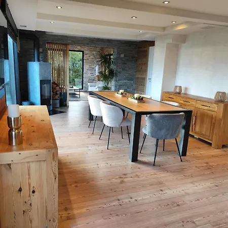 Beau-site בקתה *